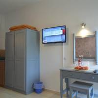 Studio (2 Adults)