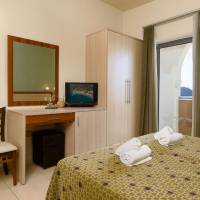 Double or Twin Room with Sea View