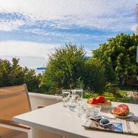 Apartment with Side Sea View