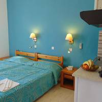 Studio (2 Adults)