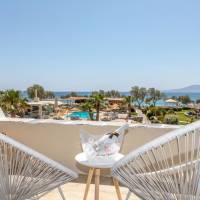 Deluxe Suite with Sea View