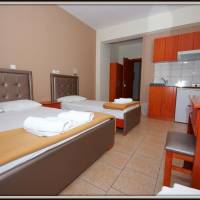 Studio (3 Adults)