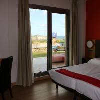 Twin Room with Sand Dune View - Ground Floor