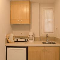 Studio (2-3 Adults)