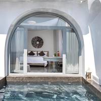 Pythia Suite with Caldera View
