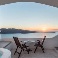 Executive Suite with Outdoor Whirlpool