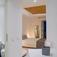 Quadruple Studio with Partial Sea View