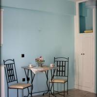 Studio (3 Adults)