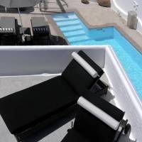 Honeymoon Suite with Spa Bath and Sea View