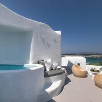 Diamond Suite with Heated Plunge Pool and Sea View