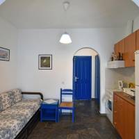 Studio (3 Adults)