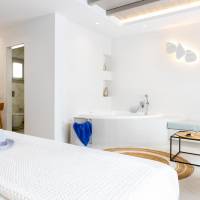 Junior Suite with Sea View and Spa Bath