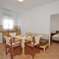 Two-Bedroom Apartment (2 - 5 Adults)
