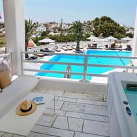 Cocoon Double Room with Jacuzzi 