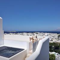 Summer 2 Bedroom Suite with Private Jacuzzi and Sea View @ Belvedere Villa Nextdoor