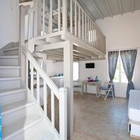 Superior One-Bedroom Apartment (4 Adults) - Split Level