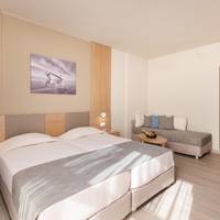 Double or Twin Room with Sea View