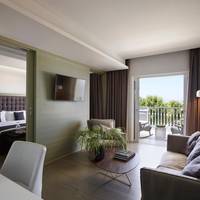Deluxe Suite with Sea View