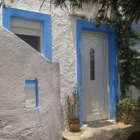 Studio (3 Adults)