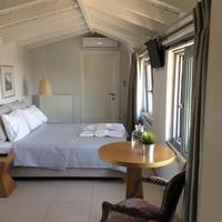 Executive Triple Room