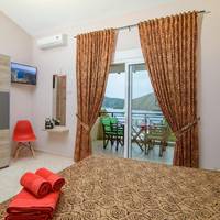 Family Room -Split Level with Sea View