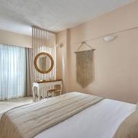 One-Bedroom Apartment with Private Pool 