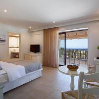 Deluxe Room with Sea View