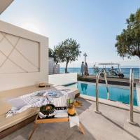Sea Front Premier Suite with Private Pool