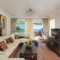 Superior Three-Bedroom Apartment
