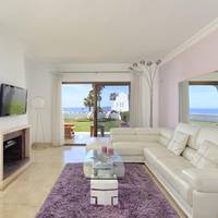 Two-Bedroom Deluxe Apartment with Spa Bath