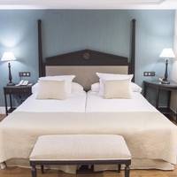 Classic Double or Twin Room