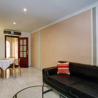 Two-Bedroom Apartment (4 Adults)
