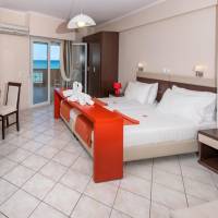 Double or Twin Room with Sea View