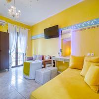 Triple Room with City View