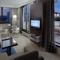 Acropolis King Suite with Balcony