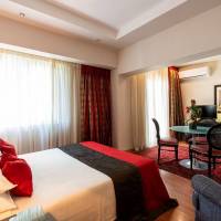 Deluxe Quadruple Suite