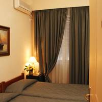 Double or Twin Room with External Bathroom