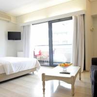 Studio Apartment with Kitchenette and Balcony