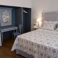 Blue Lilly Apartment
