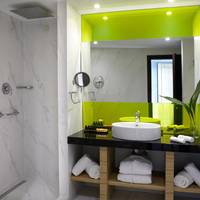 Junior Suite with City View - Disability Access