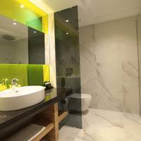 Junior Suite with City View