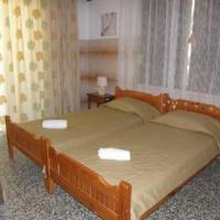 Standard Twin Room with Mountain View