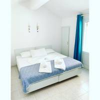 Double or Twin Room with Side Sea View