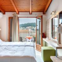 Double or Twin Room with City View