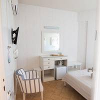 Double or Twin Room with Partial Sea View