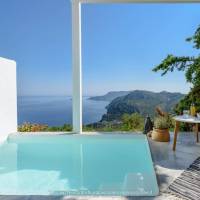 Deluxe Room 2+1 with Mini Pool-Hydromassage 