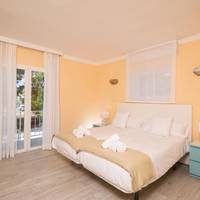Twin Room with Terrace
