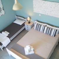 Studio (3 Adults)