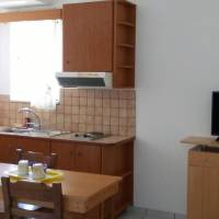 Apartment (4 Adults)
