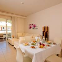 Family Suite with Side Sea View